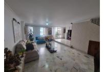 Apartamentos, Venta, Versalles - $395.000.000
