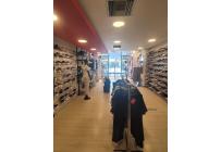 Locales y Bodegas, Venta, Panamericano - $1.500.000.000