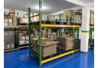 Locales y Bodegas, Venta, Colseguros - $1.600.000.000