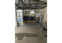 Locales y Bodegas, Venta, Colseguros - $1.600.000.000