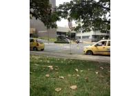 Oficinas y Consultorios, Alquiler, La Flora - $18.900.000