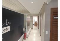 Oficinas y Consultorios, Alquiler, La Flora - $18.900.000