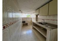 Apartamentos, Alquiler, Alcázares - $700.000