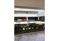 Locales y Bodegas, Alquiler, Centro Ccial. Holguines Trade Center - $4.000.000