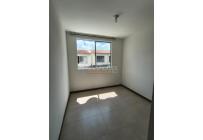 Casas, Alquiler, Ciudad Country - $1.700.000