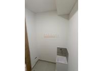 Apartamentos, Alquiler, Ciudad Pacifica - $2.000.000