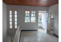 Casas, Alquiler, Granada - $2.700.000