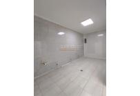 Locales y Bodegas, Alquiler, Granada - $5.000.000