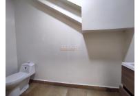 Locales y Bodegas, Alquiler, Granada - $5.000.000