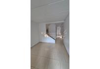 Casas, Venta, Primero de Mayo - $345.000.000