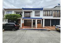 Casas, Alquiler, Ginebra - $1.750.000