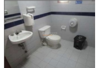 Oficinas y Consultorios, Alquiler, La Flora - $38.000.000