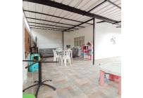 Locales y Bodegas, Alquiler, Miraflores - $2.500.000