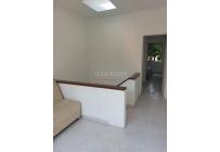 Casas, Venta, Primero de Mayo - $350.000.000