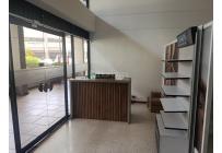 Oficinas y Consultorios, Alquiler, La Flora - $18.900.000
