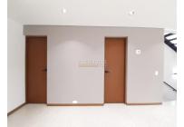 Oficinas y Consultorios, Alquiler, La Flora - $18.900.000