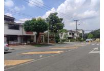 Casas, Alquiler, Ciudad Capri - $4.500.000