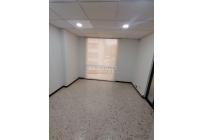 Oficinas y Consultorios, Alquiler, Centenario - $2.500.000