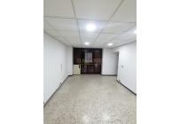 Oficinas y Consultorios, Alquiler, Centenario - $2.500.000