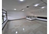 Oficinas y Consultorios, Alquiler, Panamericano - $5.000.000