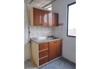 Apartamentos, Alquiler, La Esmeralda - $850.000