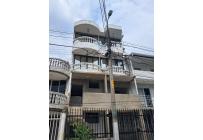 Apartamentos, Alquiler, La Esmeralda - $850.000