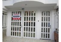 Apartamentos, Alquiler, Calicanto - $900.000