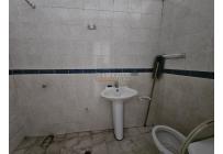 Locales y Bodegas, Alquiler, Flora Industrial - $9.500.000