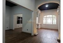 Casas, Alquiler, Granada - $9.500.000