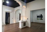 Casas, Alquiler, Granada - $9.500.000