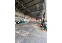 Locales y Bodegas, Venta, Yumbo - $2.200.000