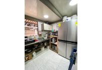 Locales y Bodegas, Venta, Yumbo - $2.200.000