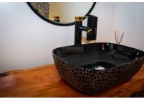 Edificios, Venta, Granada - $3.000.000.000