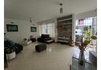 Casas, Venta, Primero de Mayo - $760.000.000