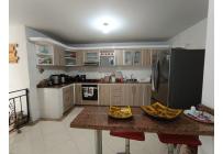 Casas, Venta, Primero de Mayo - $760.000.000