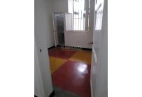 Locales y Bodegas, Alquiler, Bretaña - $2.000.000