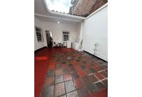 Casas, Venta, Miraflores - $650.000.000