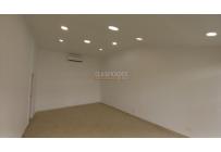 Locales y Bodegas, Alquiler, Urbanización La Merced - $1.800.000