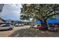 Locales y Bodegas, Alquiler, Urbanización La Merced - $1.800.000