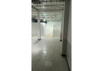 Locales y Bodegas, Alquiler, Cristóbal Colón - $2.800.000