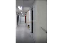 Oficinas y Consultorios, Alquiler, Centro Ccial Cali 2000 - $700.000