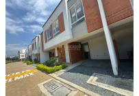 Casas, Alquiler, Ciudad Pacifica - $2.400.000