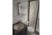 Apartamentos, Alquiler, La Hacienda - $2.400.000