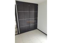 Apartamentos, Alquiler, La Hacienda - $2.400.000