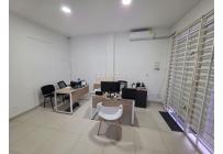 Locales y Bodegas, Venta, Granada - $790.000.000