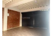 Locales y Bodegas, Alquiler, Ciudad 2.000 - $2.500.000