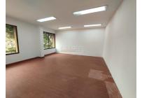 Edificios, Alquiler, Cuarto de Legua - $15.000.000