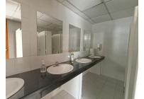 Oficinas y Consultorios, Alquiler, San Vicente - $21.500.000