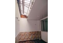 Oficinas y Consultorios, Alquiler, Ed. El Nogal - $1.000.000