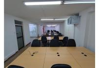 Oficinas y Consultorios, Alquiler, La Flora - $5.500.000